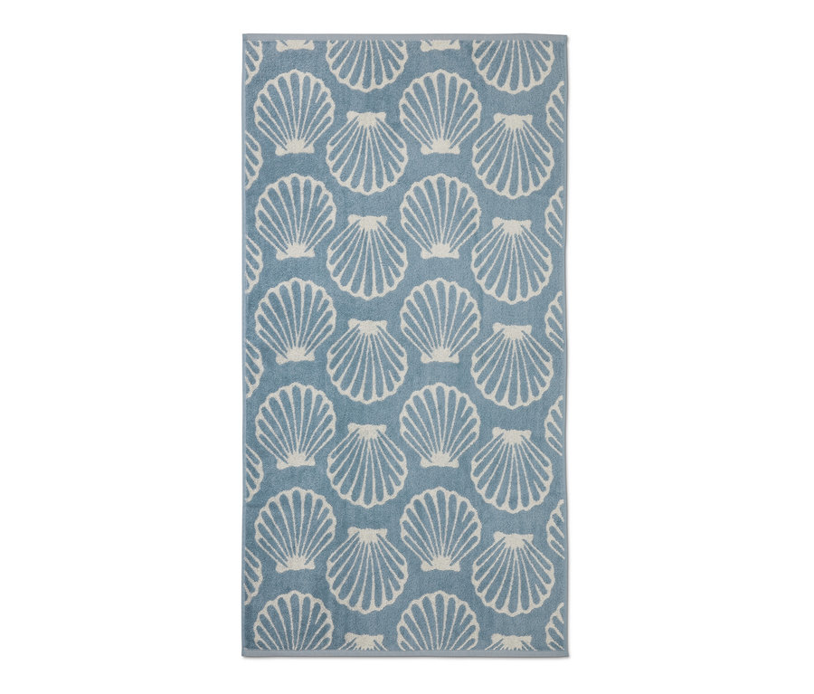 Blaues Badetuch »Muschel« mit Muschelmuster.