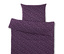 Lila Bettwäsche mit Blumenmuster.