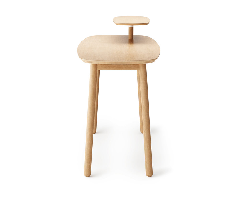 Heller Holzschreibtisch mit vier Beinen und einem kleinen Aufsatz.