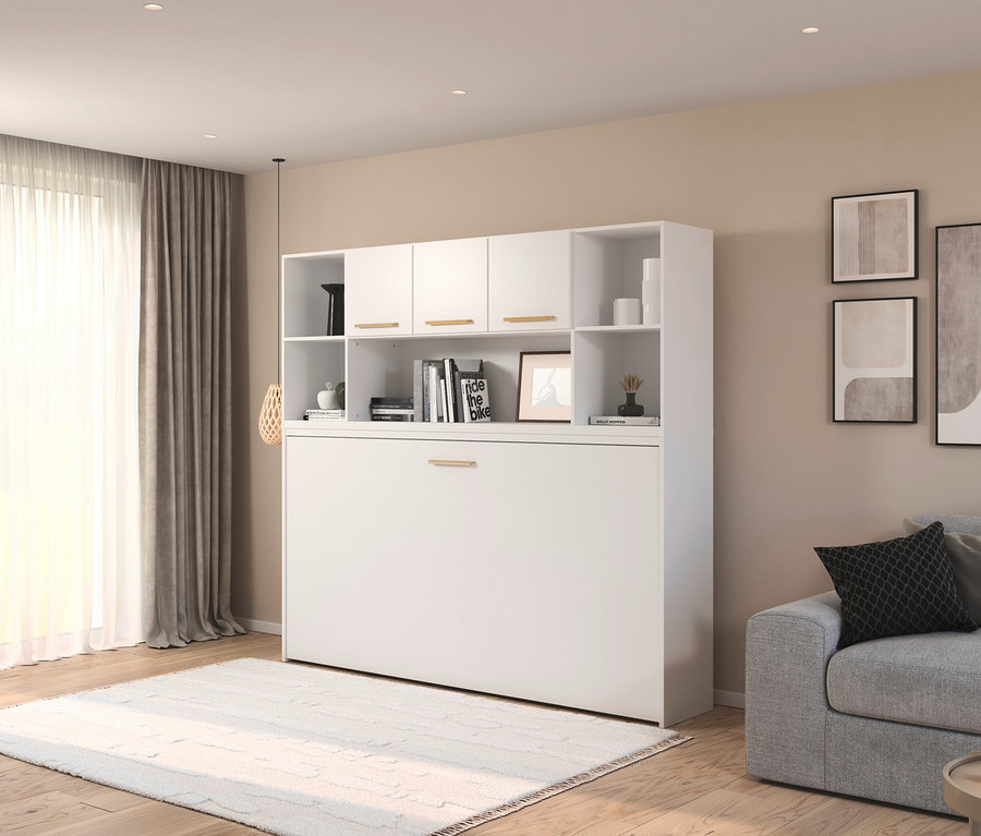 Weißes rauch Klappbett »Sucre« mit Regalelement im Wohnzimmer.