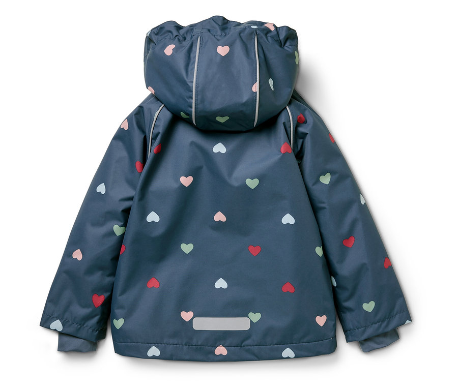 Blaue Jacke mit Herzmuster und Kapuze.