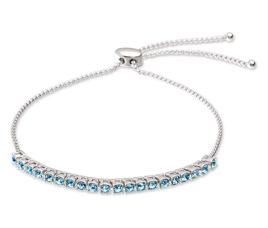 Silbernes Armband mit hellblauen Steinen und verstellbarem Verschluss.