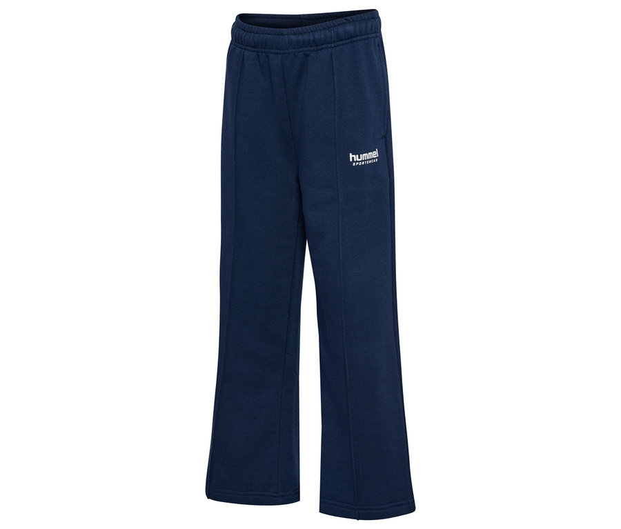Die marineblaue hummel® HMLJR Loose WL Pintug Sweatpants liegen auf einem weißen Hintergrund.