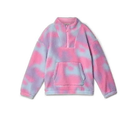 Rosa, lila und hellblauer Tie-Dye-Fleece-Pullover mit halbem Reißverschluss und Kängurutasche vorne.