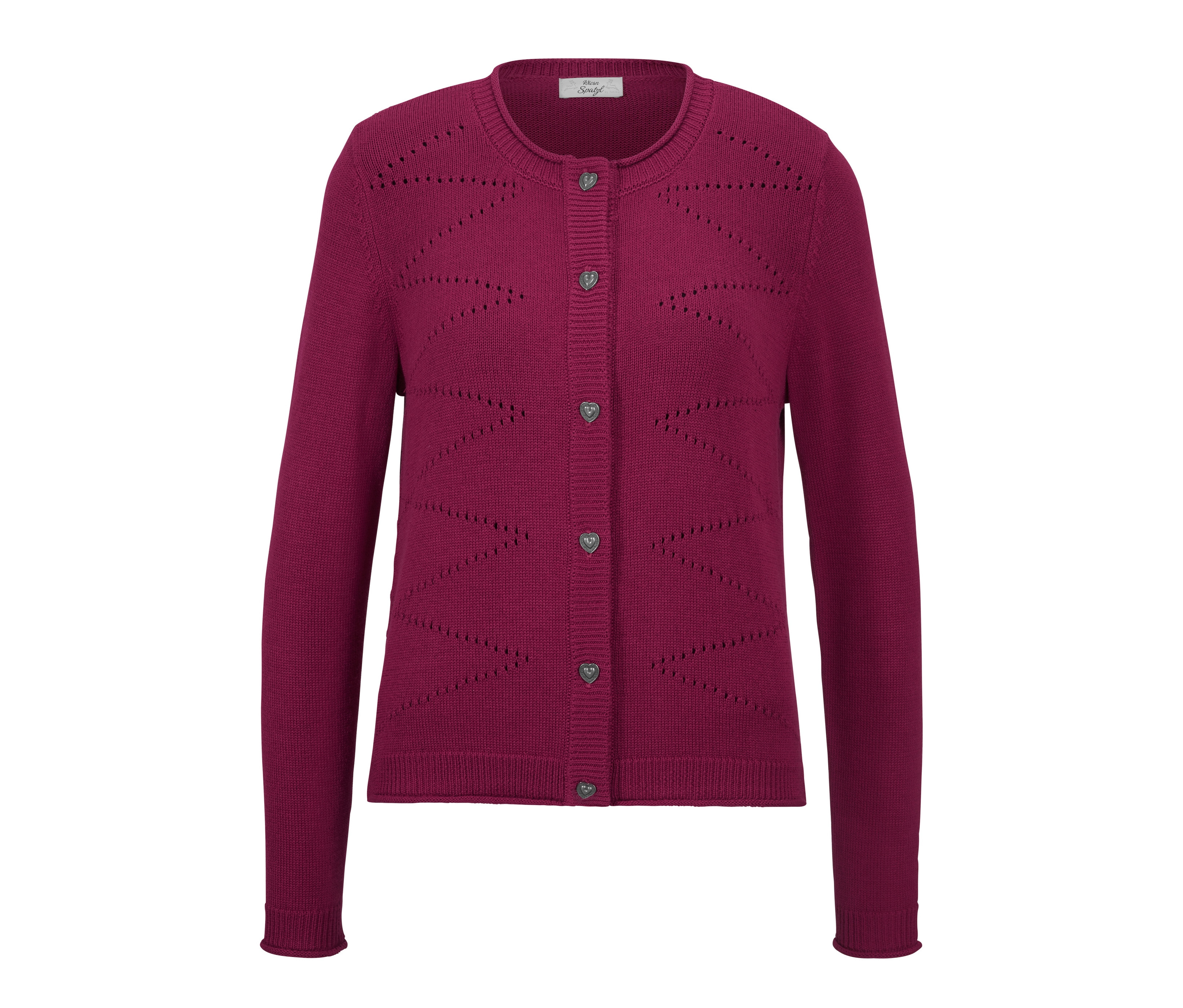 Eine bordeauxrote Trachten-Strickjacke mit dekorativen Knöpfen in Herzform.