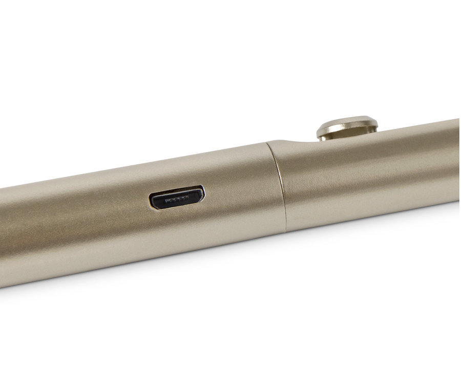 Detailansicht eines elektrischen Lichtbogen-Feuerzeugs.