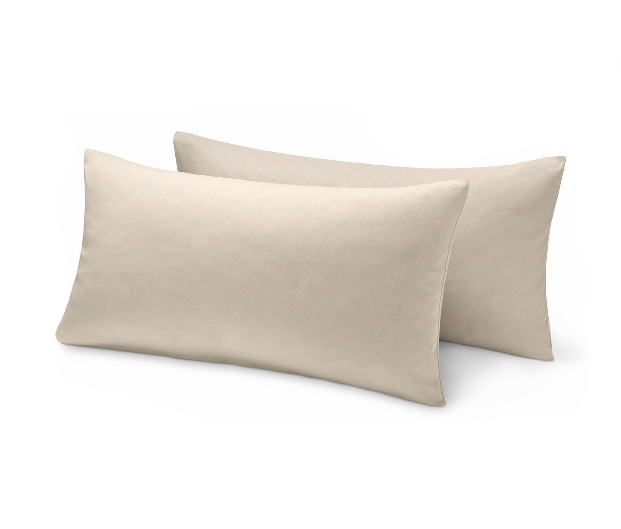 Zwei cremefarbene Jersey-Kopfkissenbezüge, je ca. 80 x 40 cm.