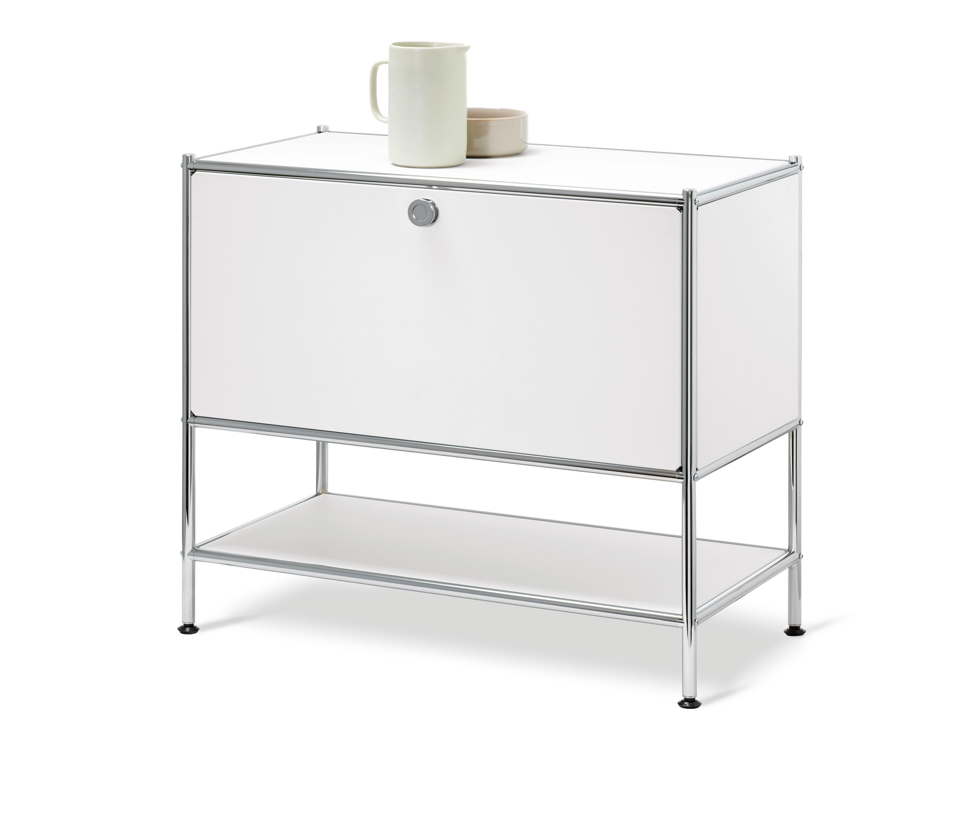 mit 1 günstig Kaufen-Tchibo - Sideboard »Cn3« mit 1 Klappe - 77,5x40x71,5cm - chrom - Stahl / Aluminium / Kunststoff. Tchibo - Sideboard »Cn3« mit 1 Klappe - 77,5x40x71,5cm - chrom - Stahl / Aluminium / Kunststoff <![CDATA[Sideboard »CN3« mit 1 Klappe, wei