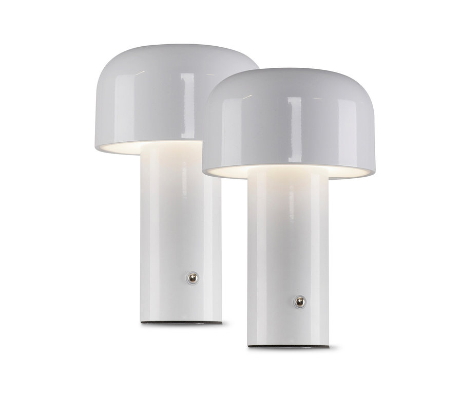 Zwei weiße JUST LIGHT LED-Akku-Tischleuchten »Agnes« aus einem 2er-Set stehen auf einem weißen Hintergrund.