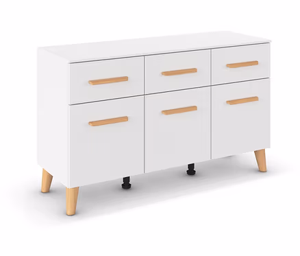 Weiße Kommode mit sechs Schubladen und Holzgriffen.