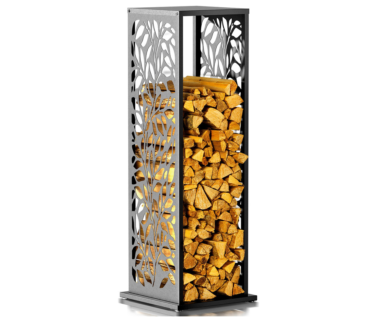 Brennholz liegt in einem rechteckigen, grauen Holzregal mit ausgeschnittenen Blättern.