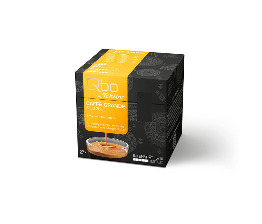 Eine schwarze und gelbe Schachtel Qbo Caffè Grande BELO SUL mit 27 Kapseln. Die Verpackung zeigt eine Tasse Kaffee, die Intensität 5/10 und Herkunft Brasilien/Kolumbien.