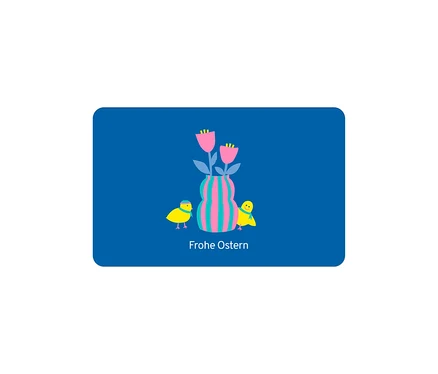 Blaues Bild mit einer rosa-türkisen gestreiften Vase, die rosa Blumen enthält, flankiert von zwei gelben Küken. Darunter steht "Frohe Ostern".
