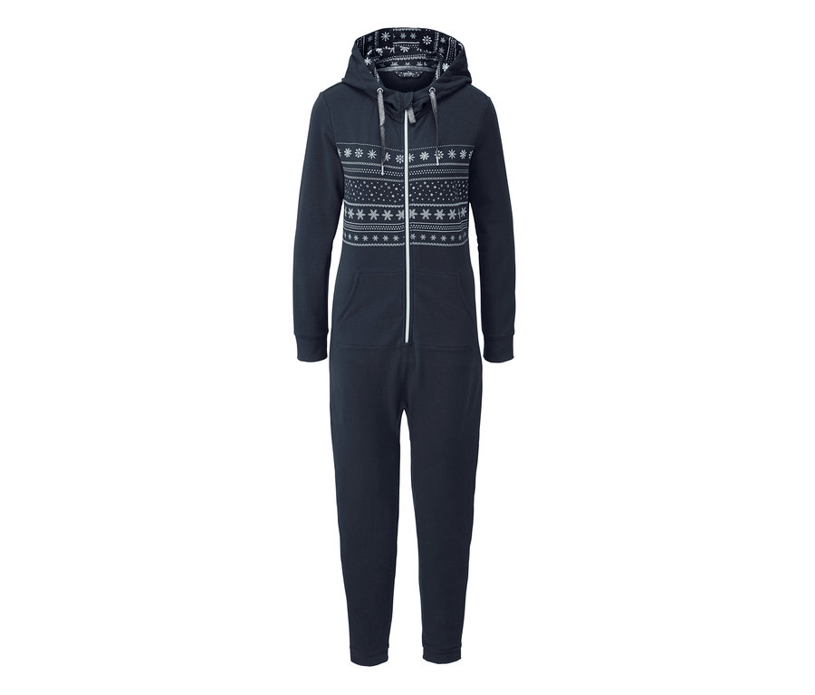 Marineblauer Loungeoverall mit Kapuze und weißem Schneeflockenmuster.