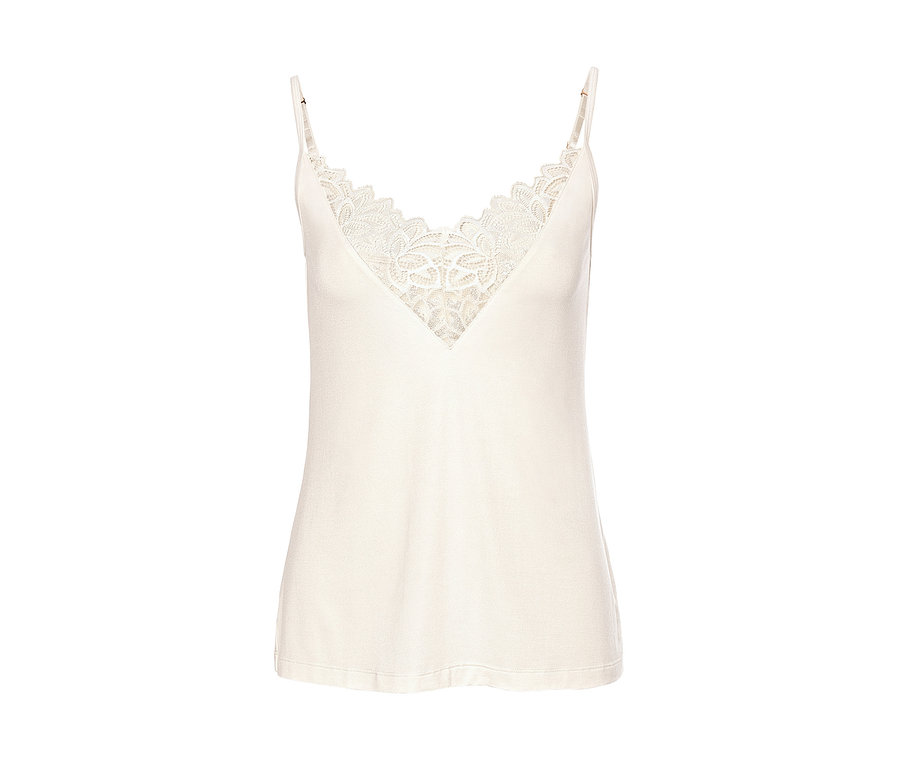 Weißes Shorty-Pyjama-Top mit Spitze und dünnen Trägern.