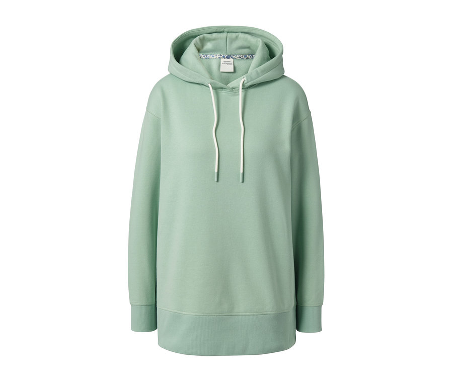 Hellgrüner Sweatpullover mit Kapuze.