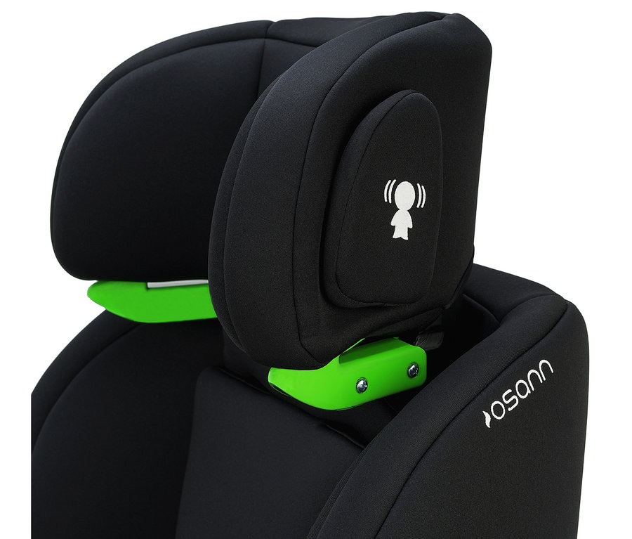 Detailansicht des schwarzen Osann Kindersitzes »Flux Plus« mit limegrünen Details.
