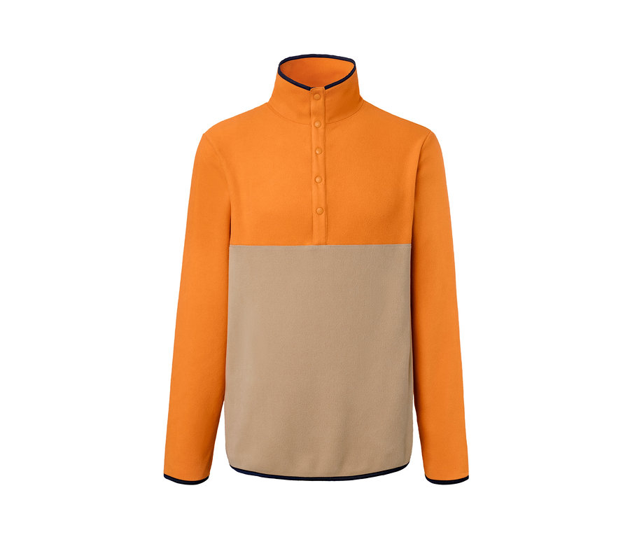Orange-beiger Fleecepullover.