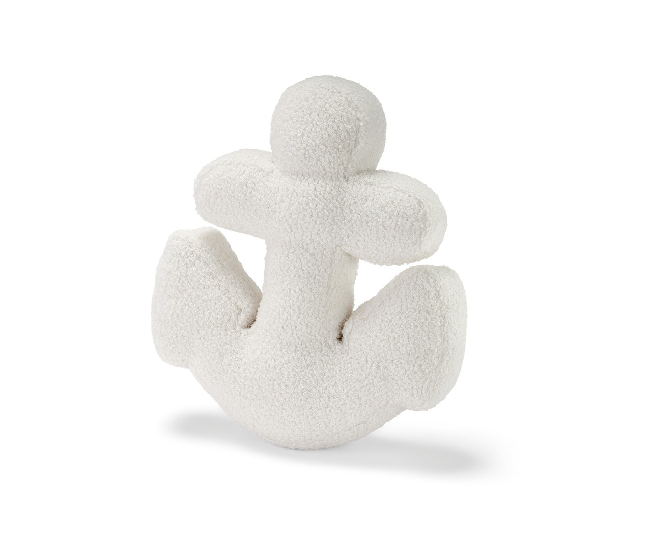 Weißes Dekokissen »Anker« auf weißem Hintergrund.