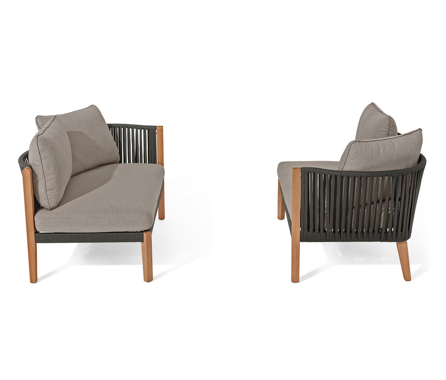 Zwei Lounge-Ecken mit Textilgeflecht.