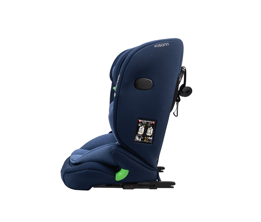 Seitenansicht des blauen Osann Kindersitzes »Flux Isofix i-Size«.