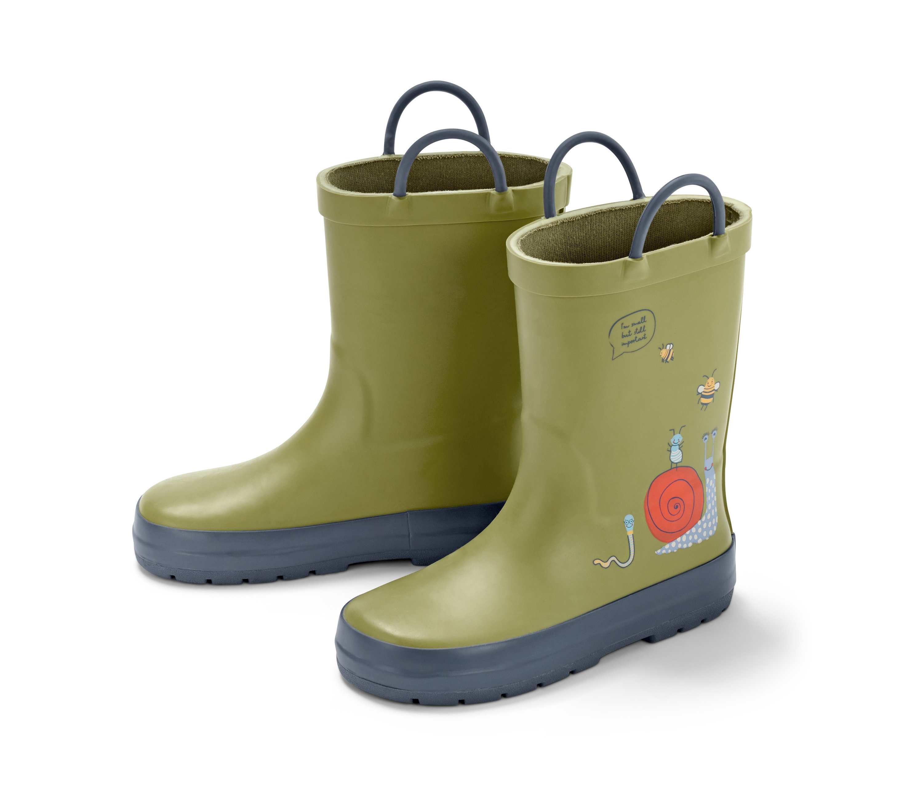 Zwei grüne Gummistiefel mit blauen Sohlen und Griffen.
