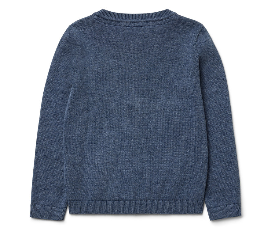 Detailaufnahme eines blauen Pullovers mit Rundhalsausschnitt.