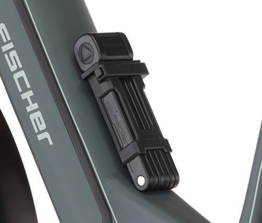 Nahaufnahme vom Rahmen eines FISCHER ATB E-Bike TERRA 6.8i ULTIMATE mit einem schwarzen Faltschloss.