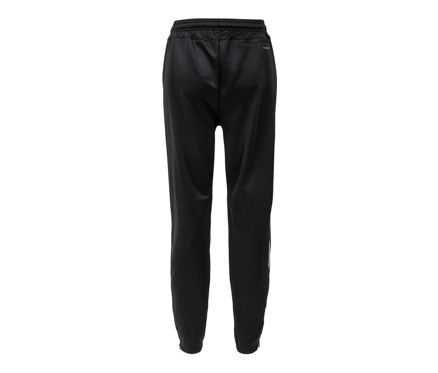 Schwarze Trainingshose.