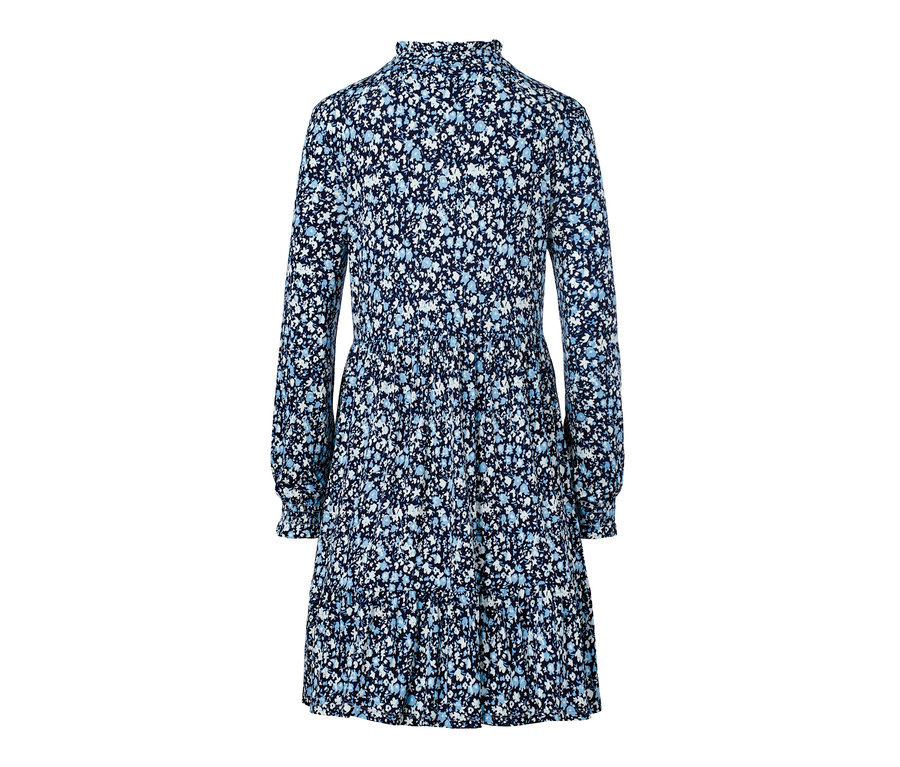 Detailansicht eines floralen Jerseykleids.