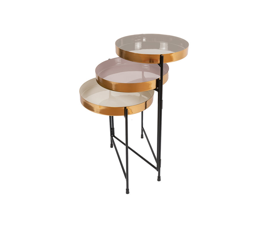 Ein dreistöckiger Beistelltisch mit runden Platten und einem schwarzen Metallgestell. Zu sehen ist der Kayoom-Beistelltisch »Morrison 125«.