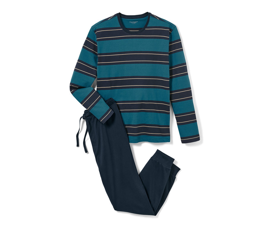 Ein langärmliger Schlafanzug und eine Hose liegen flach. Das Oberteil ist blaugrün mit dunkelblauen und beigen horizontalen Streifen.