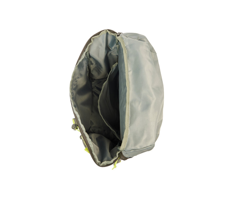 Geöffneter Outdoor-Rucksack.