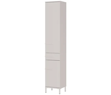 Ein »Laurino« Hochschrank steht auf einem weißen Hintergrund.