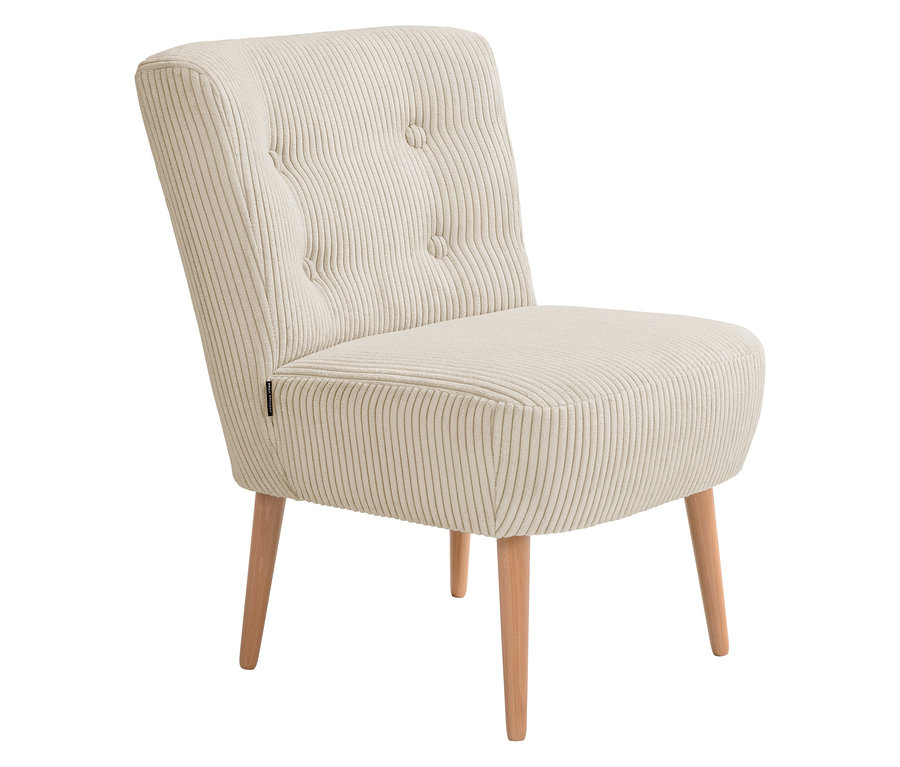 Ein cremefarbener Sessel mit Knopfheftung und Holzbeinen.