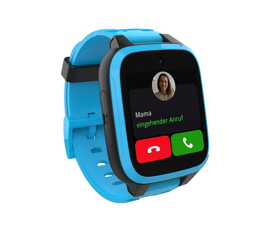 Detailansicht einer blauen Kinderuhr Xplora XGO3, die einen eingehenden Anruf von Mama auf dem Bildschirm anzeigt.
