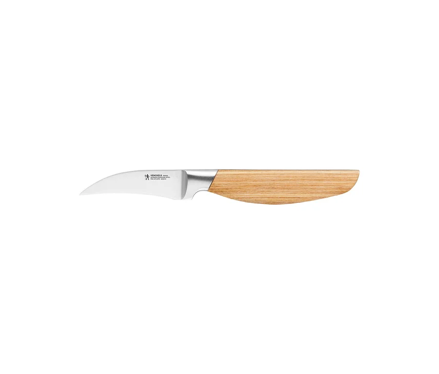 Henckels by ZWILLING Pakka Schälmesser mit kurzer, gebogener Edelstahlklinge und hellem Holzgriff.
