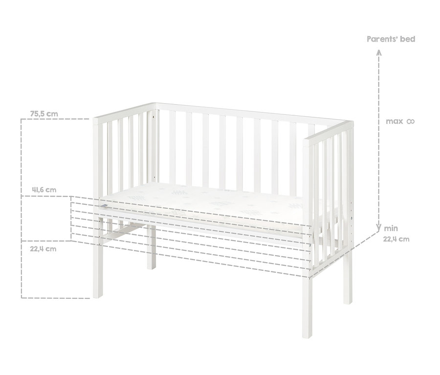 Weißes Kinderbett mit Maßangaben zum roba 2-in-1-Beistellbett »safe asleep®«.