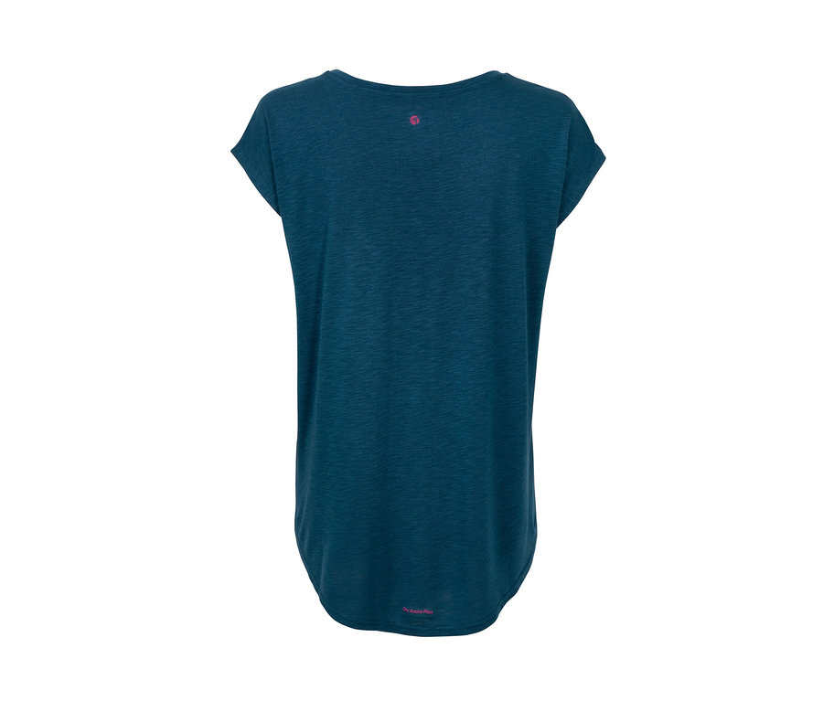 Detailansicht eines blauen Sportshirts.