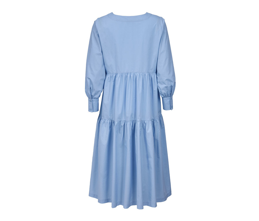 Blaues Popeline-Kleid mit langen Ärmeln.