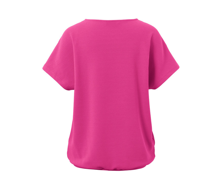 Detailansicht eines pinken Blusenshirts.