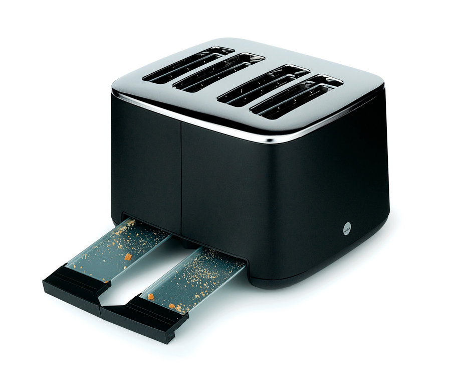 Schwarzer WILFA Toaster FAMILY mit zwei transparenten Krümelschubladen.