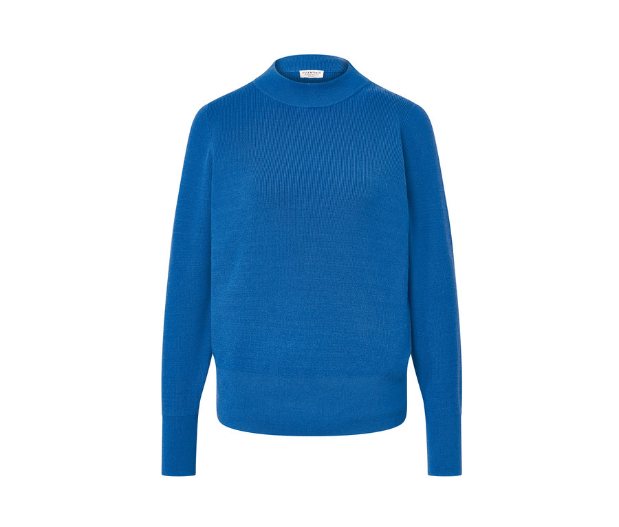 Blauer Feinstrickpullover.
