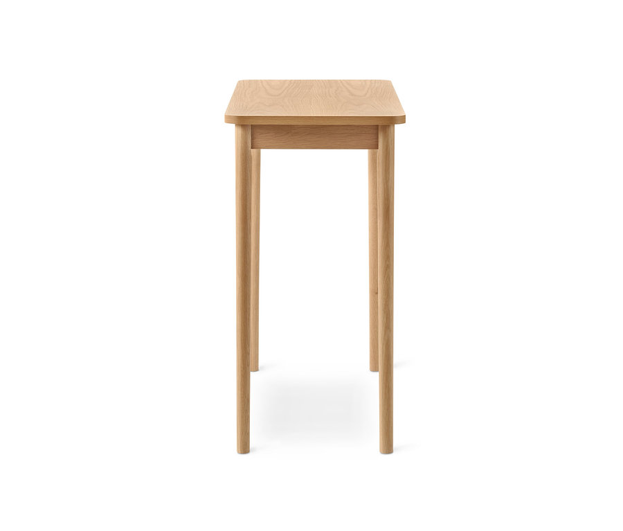 Konsole aus hellem Holz mit vier Beinen.