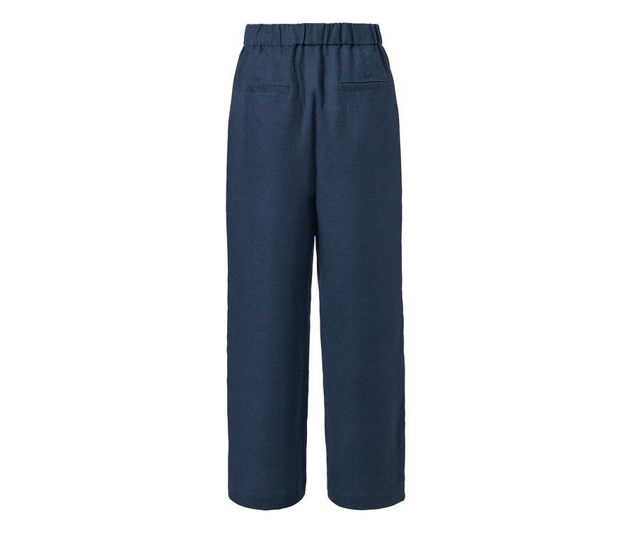 Detailaufnahme einer Leinenhose.