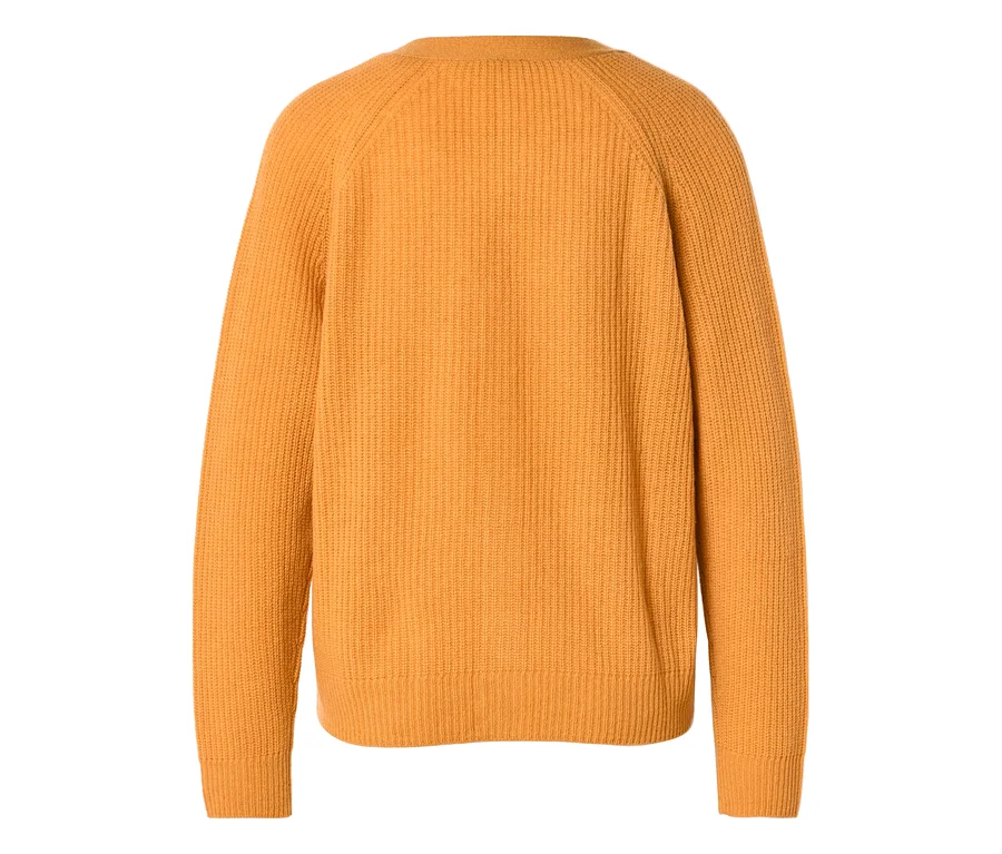 Rückansicht eines orangefarbenen Rippstrickpullovers mit Rundhalsausschnitt und Raglanärmeln.