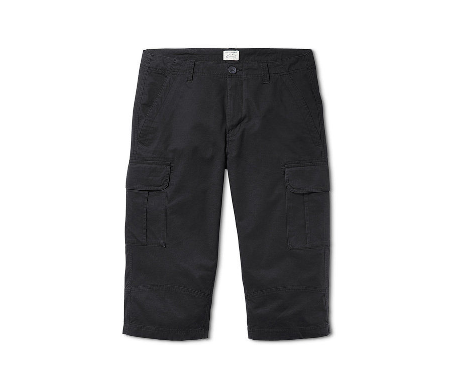 Schwarze Cargo-Bermuda in 3/4-Länge.