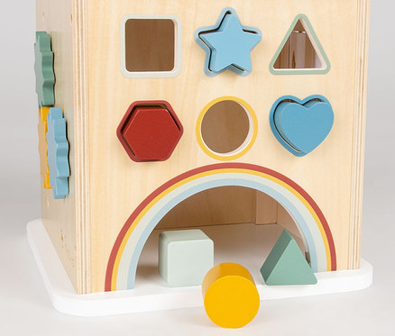 Pinolino Motorikwürfel »Sanna« mit verschieden geformten Öffnungen und passenden farbigen Formen.