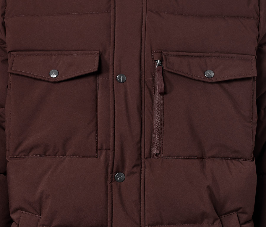 Detailansicht einer Thermo-Steppjacke.