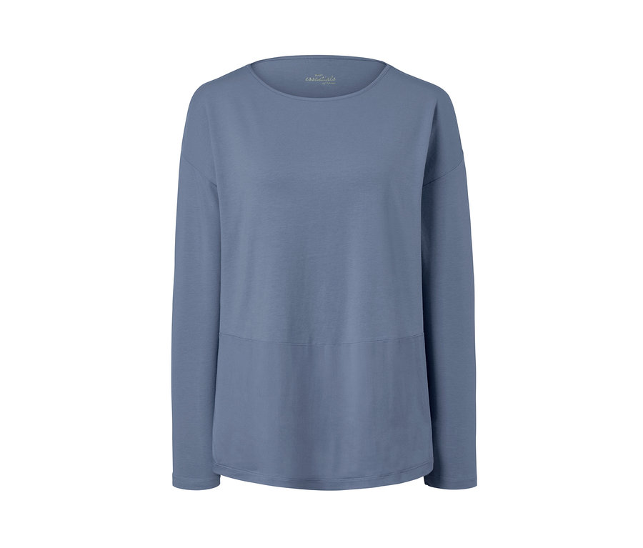 Blauer, langärmliger Pyjama.